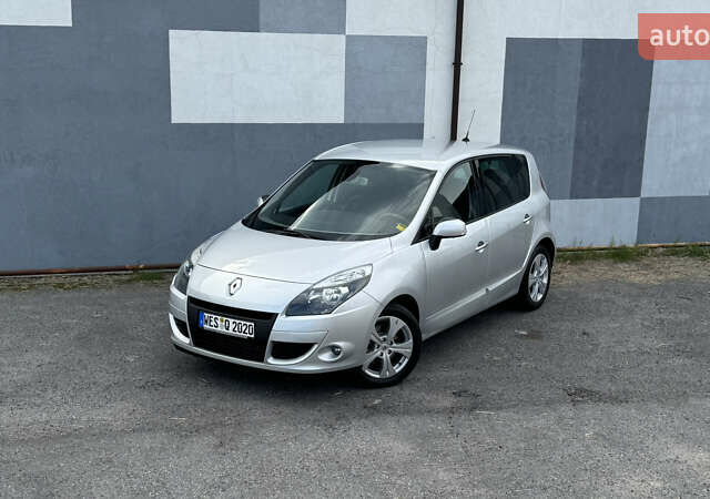 Рено Сценик 2009 в Виннице на Automoto.ua Серый Рено Сценик, объемом двигателя 0 л и пробегом 220 тыс. км за 7750 $, фото 8 на Automoto.ua