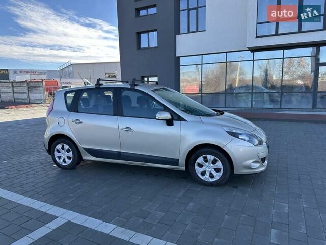 Серый Рено Сценик, объемом двигателя 1.46 л и пробегом 213 тыс. км за 5600 $, фото 29 на Automoto.ua