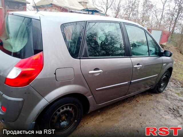 Серый Рено Сценик, объемом двигателя 15 л и пробегом 300 тыс. км за 5300 $, фото 9 на Automoto.ua