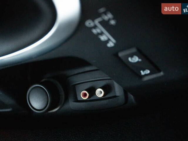 Серый Рено Сценик, объемом двигателя 2 л и пробегом 130 тыс. км за 8200 $, фото 25 на Automoto.ua