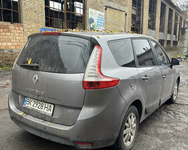 Серый Рено Сценик, объемом двигателя 1.87 л и пробегом 320 тыс. км за 6300 $, фото 6 на Automoto.ua