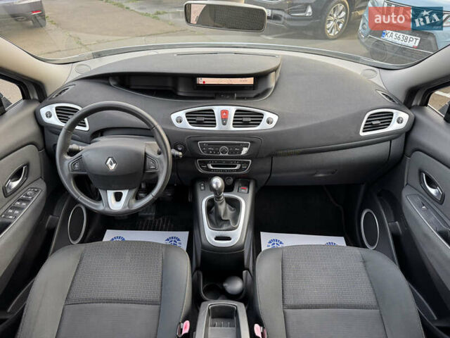 Сірий Рено Сценік, об'ємом двигуна 1.4 л та пробігом 176 тис. км за 7300 $, фото 14 на Automoto.ua