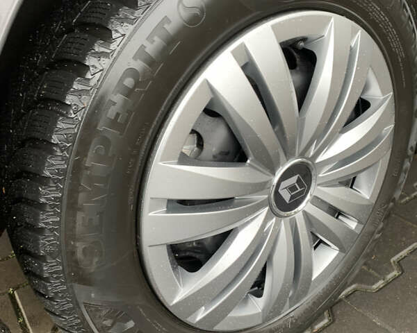 Серый Рено Сценик, объемом двигателя 1.6 л и пробегом 214 тыс. км за 7350 $, фото 29 на Automoto.ua