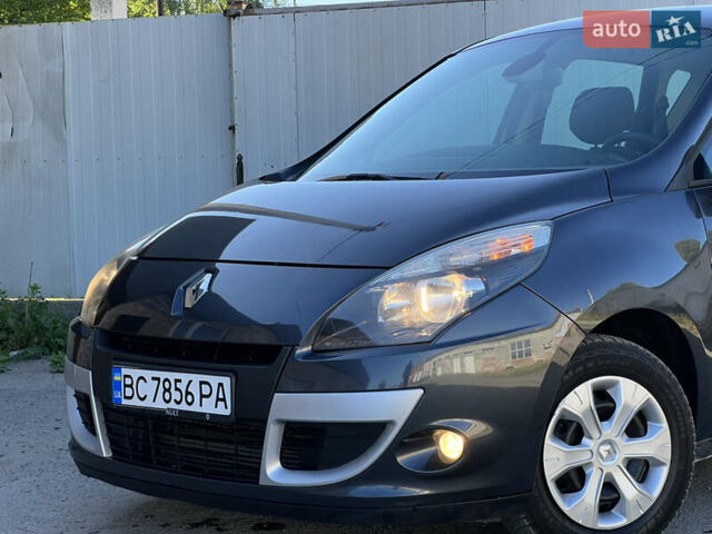 Сірий Рено Сценік, об'ємом двигуна 1.5 л та пробігом 267 тис. км за 5600 $, фото 11 на Automoto.ua