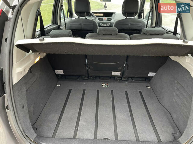 Сірий Рено Сценік, об'ємом двигуна 1.5 л та пробігом 268 тис. км за 6450 $, фото 20 на Automoto.ua