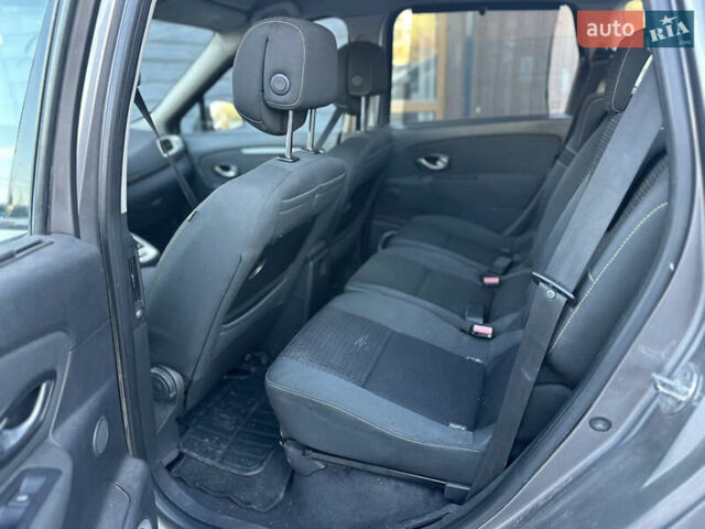 Серый Рено Сценик, объемом двигателя 1.46 л и пробегом 265 тыс. км за 4950 $, фото 8 на Automoto.ua