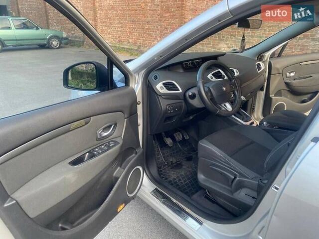 Рено Сценик 2009 в Чернигове на Automoto.ua Серый Рено Сценик, объемом двигателя 1.5 л и пробегом 240 тыс. км за 6400 $, фото 4 на Automoto.ua