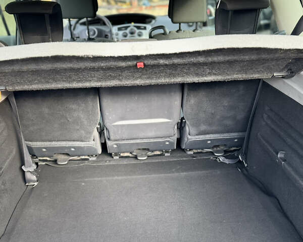 Сірий Рено Сценік, об'ємом двигуна 1.6 л та пробігом 210 тис. км за 5499 $, фото 9 на Automoto.ua