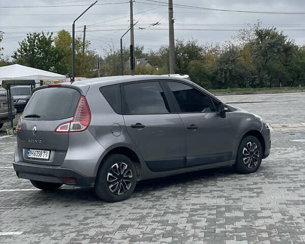 Сірий Рено Сценік, об'ємом двигуна 1.46 л та пробігом 290 тис. км за 5700 $, фото 4 на Automoto.ua