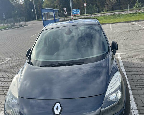 Сірий Рено Сценік, об'ємом двигуна 1.6 л та пробігом 148 тис. км за 6800 $, фото 16 на Automoto.ua