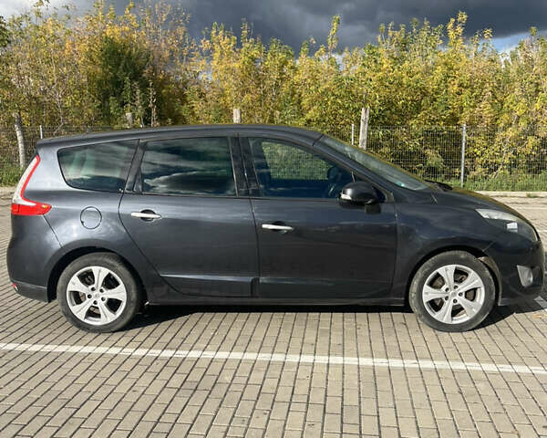 Сірий Рено Сценік, об'ємом двигуна 1.6 л та пробігом 148 тис. км за 6800 $, фото 6 на Automoto.ua