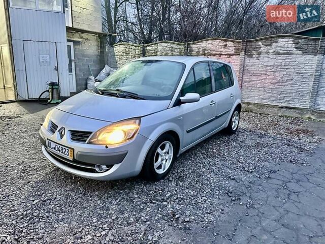 Серый Рено Сценик, объемом двигателя 1.6 л и пробегом 228 тыс. км за 5450 $, фото 1 на Automoto.ua