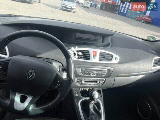 Сірий Рено Сценік, об'ємом двигуна 1.6 л та пробігом 148 тис. км за 6800 $, фото 13 на Automoto.ua