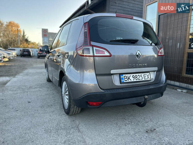 Серый Рено Сценик, объемом двигателя 1.46 л и пробегом 265 тыс. км за 4950 $, фото 4 на Automoto.ua