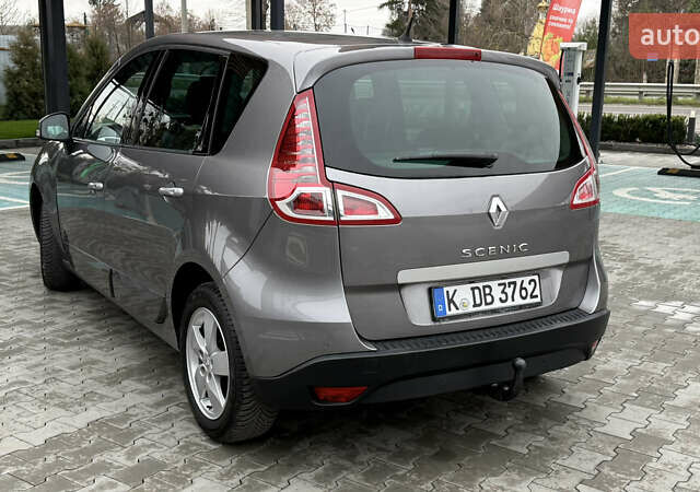 Сірий Рено Сценік, об'ємом двигуна 1.6 л та пробігом 176 тис. км за 7250 $, фото 7 на Automoto.ua