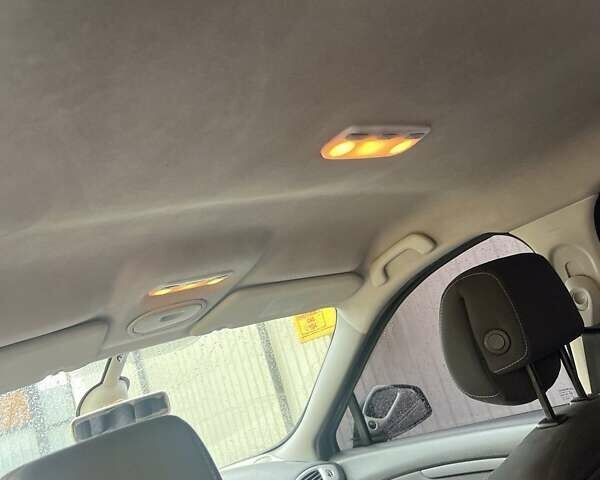 Сірий Рено Сценік, об'ємом двигуна 1.5 л та пробігом 185 тис. км за 5899 $, фото 9 на Automoto.ua