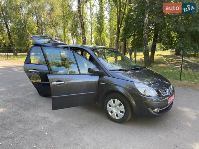 Серый Рено Сценик, объемом двигателя 1.6 л и пробегом 174 тыс. км за 6200 $, фото 39 на Automoto.ua
