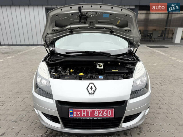 Серый Рено Сценик, объемом двигателя 1.6 л и пробегом 196 тыс. км за 6700 $, фото 30 на Automoto.ua