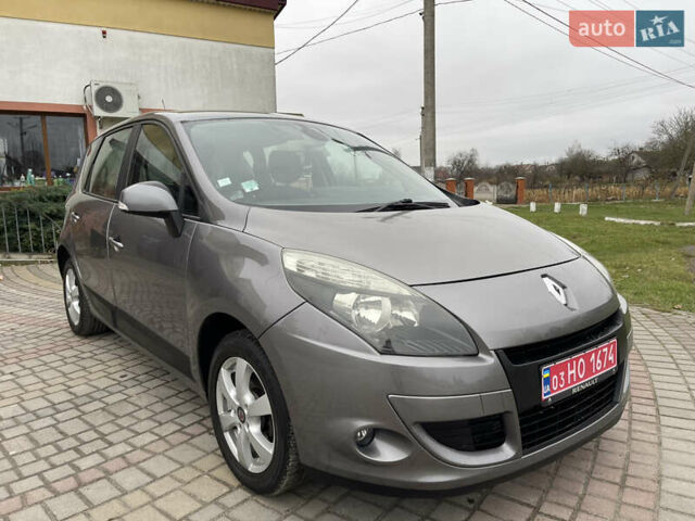 Сірий Рено Сценік, об'ємом двигуна 1.5 л та пробігом 268 тис. км за 6450 $, фото 3 на Automoto.ua