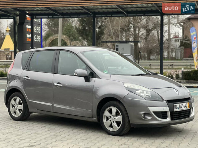 Сірий Рено Сценік, об'ємом двигуна 1.6 л та пробігом 176 тис. км за 7700 $, фото 5 на Automoto.ua