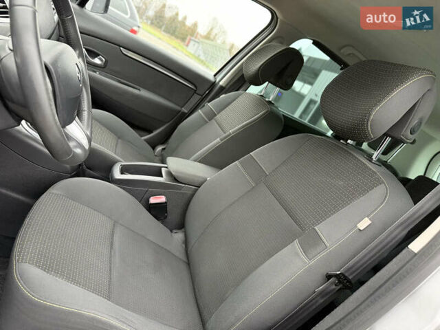 Серый Рено Сценик, объемом двигателя 1.6 л и пробегом 196 тыс. км за 6700 $, фото 45 на Automoto.ua