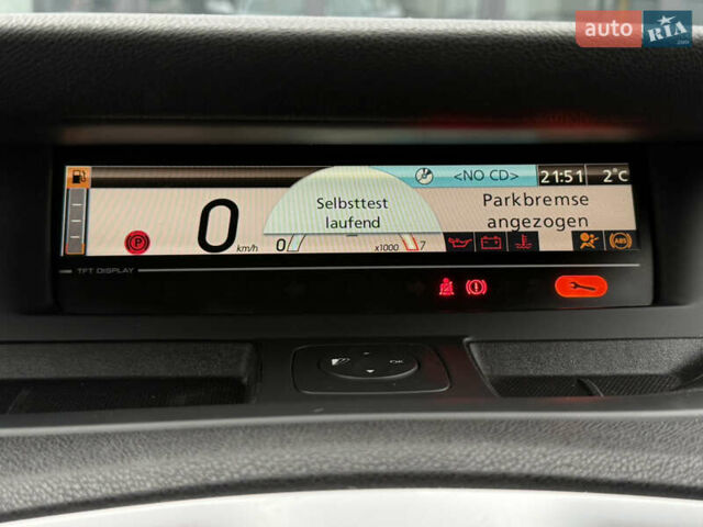 Серый Рено Сценик, объемом двигателя 1.6 л и пробегом 196 тыс. км за 6700 $, фото 114 на Automoto.ua