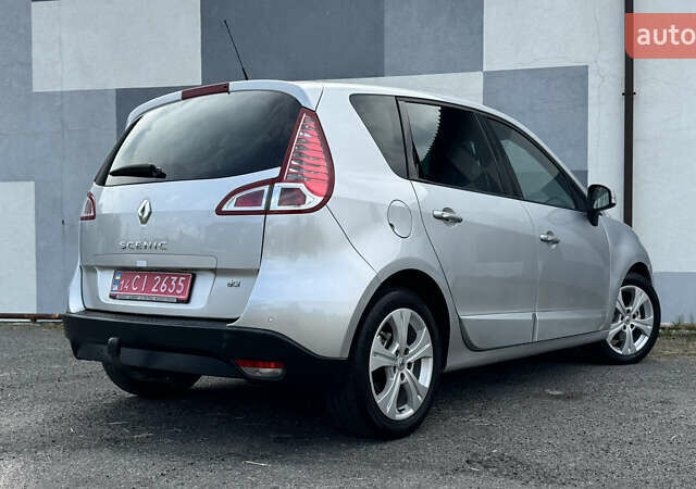 Рено Сценик 2009 в Виннице на Automoto.ua Серый Рено Сценик, объемом двигателя 0 л и пробегом 220 тыс. км за 7750 $, фото 24 на Automoto.ua