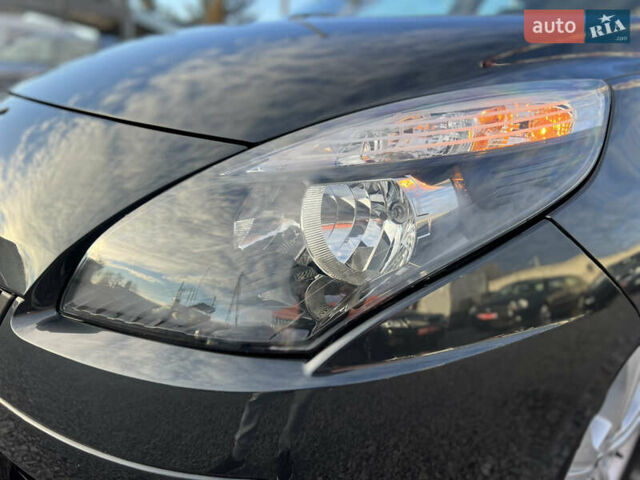 Сірий Рено Сценік, об'ємом двигуна 1.6 л та пробігом 237 тис. км за 7650 $, фото 9 на Automoto.ua