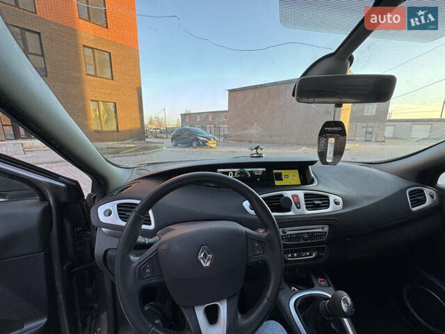 Сірий Рено Сценік, об'ємом двигуна 1.46 л та пробігом 265 тис. км за 5350 $, фото 20 на Automoto.ua