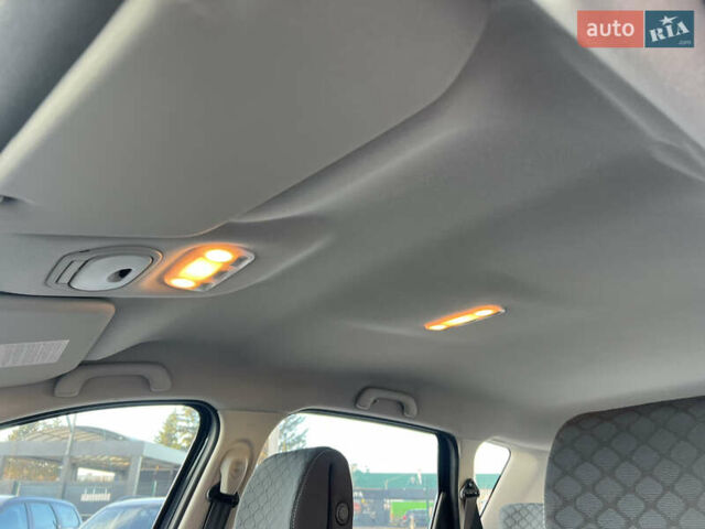 Сірий Рено Сценік, об'ємом двигуна 1.6 л та пробігом 237 тис. км за 7650 $, фото 40 на Automoto.ua