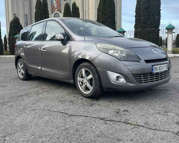 Сірий Рено Сценік, об'ємом двигуна 1.46 л та пробігом 269 тис. км за 6500 $, фото 1 на Automoto.ua