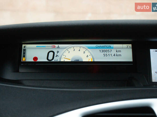 Серый Рено Сценик, объемом двигателя 2 л и пробегом 130 тыс. км за 8200 $, фото 20 на Automoto.ua