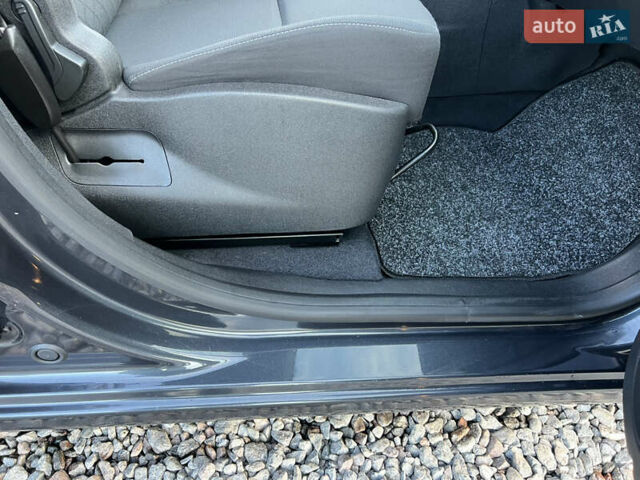 Сірий Рено Сценік, об'ємом двигуна 1.6 л та пробігом 237 тис. км за 7650 $, фото 54 на Automoto.ua
