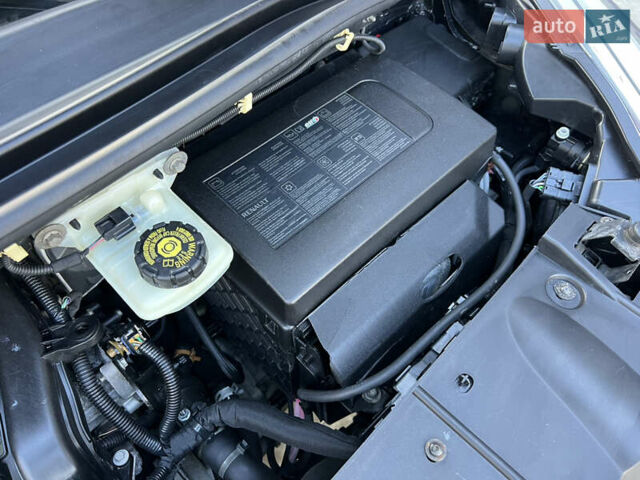 Сірий Рено Сценік, об'ємом двигуна 1.6 л та пробігом 237 тис. км за 7650 $, фото 70 на Automoto.ua