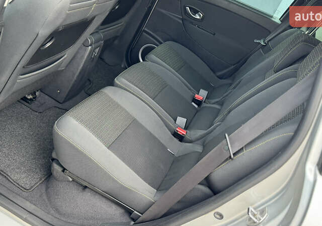 Рено Сценик 2009 в Виннице на Automoto.ua Серый Рено Сценик, объемом двигателя 0 л и пробегом 220 тыс. км за 7750 $, фото 33 на Automoto.ua