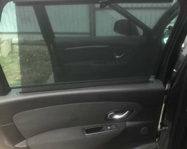 Сірий Рено Сценік, об'ємом двигуна 1.6 л та пробігом 209 тис. км за 6500 $, фото 10 на Automoto.ua