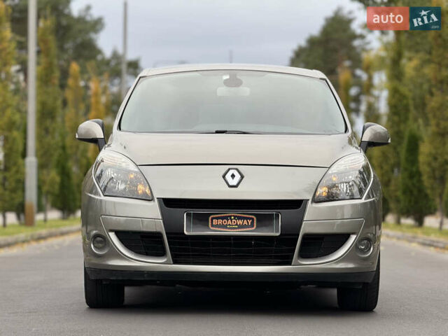 Сірий Рено Сценік, об'ємом двигуна 1.5 л та пробігом 234 тис. км за 5700 $, фото 16 на Automoto.ua
