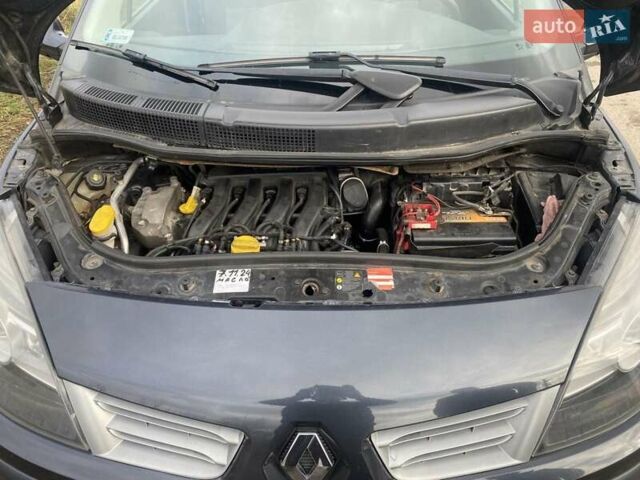 Серый Рено Сценик, объемом двигателя 1.6 л и пробегом 212 тыс. км за 5000 $, фото 5 на Automoto.ua