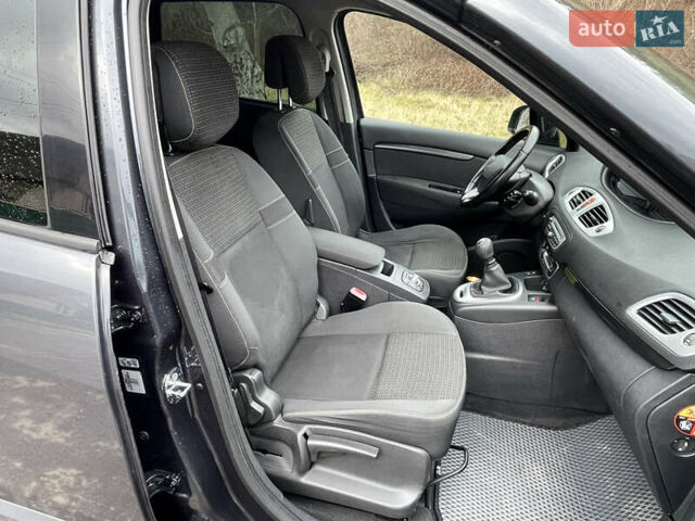 Серый Рено Сценик, объемом двигателя 1.4 л и пробегом 260 тыс. км за 6800 $, фото 8 на Automoto.ua
