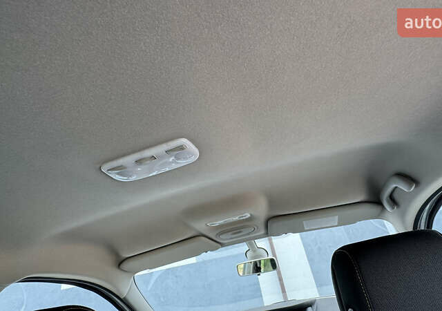 Рено Сценик 2009 в Виннице на Automoto.ua Серый Рено Сценик, объемом двигателя 0 л и пробегом 220 тыс. км за 7750 $, фото 53 на Automoto.ua