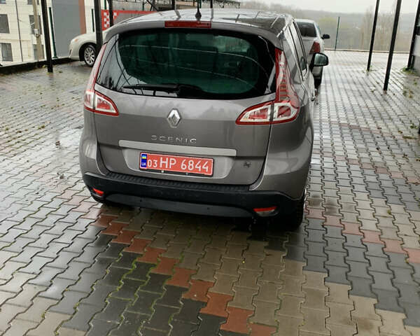 Серый Рено Сценик, объемом двигателя 1.6 л и пробегом 214 тыс. км за 7350 $, фото 23 на Automoto.ua