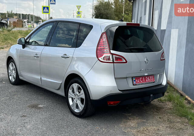 Рено Сценик 2009 в Виннице на Automoto.ua Серый Рено Сценик, объемом двигателя 0 л и пробегом 220 тыс. км за 7750 $, фото 20 на Automoto.ua