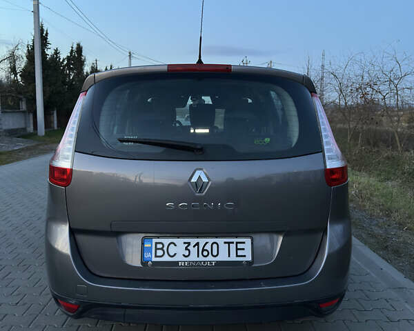 Серый Рено Сценик, объемом двигателя 1.5 л и пробегом 241 тыс. км за 5950 $, фото 5 на Automoto.ua