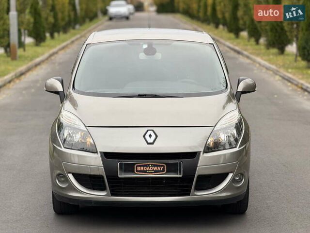 Сірий Рено Сценік, об'ємом двигуна 1.5 л та пробігом 234 тис. км за 5700 $, фото 15 на Automoto.ua