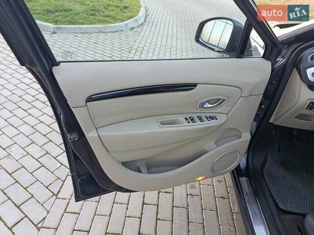 Сірий Рено Сценік, об'ємом двигуна 1.46 л та пробігом 215 тис. км за 5950 $, фото 11 на Automoto.ua