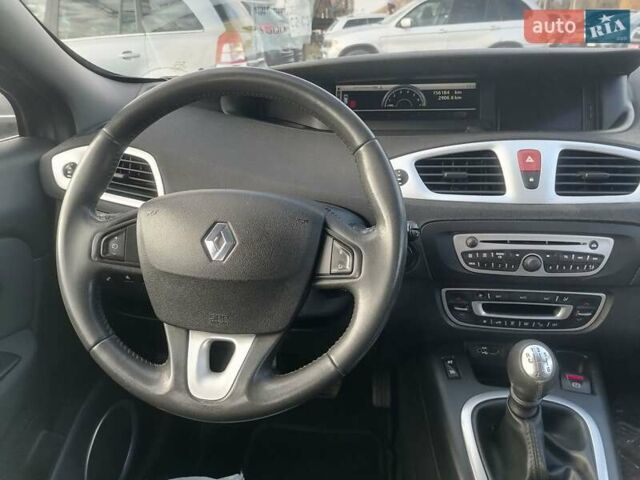 Серый Рено Сценик, объемом двигателя 1.6 л и пробегом 156 тыс. км за 7200 $, фото 9 на Automoto.ua