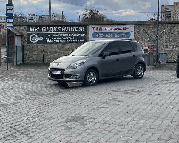 Сірий Рено Сценік, об'ємом двигуна 1.46 л та пробігом 290 тис. км за 5499 $, фото 4 на Automoto.ua