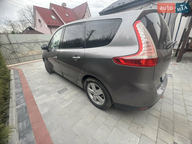 Сірий Рено Сценік, об'ємом двигуна 1.46 л та пробігом 256 тис. км за 5700 $, фото 7 на Automoto.ua