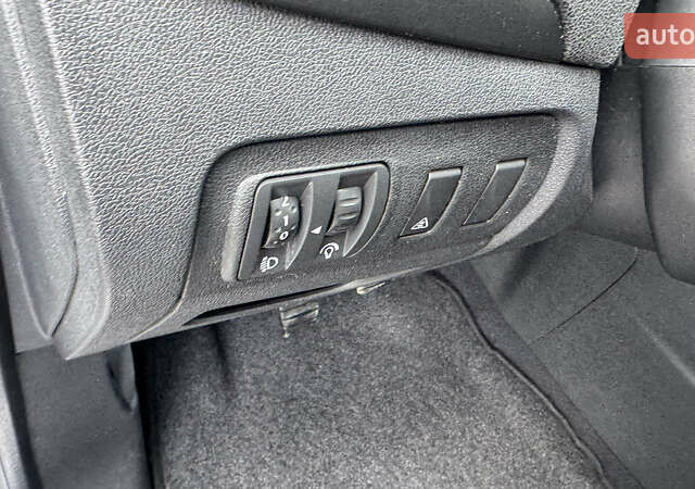 Рено Сценик 2009 в Виннице на Automoto.ua Серый Рено Сценик, объемом двигателя 0 л и пробегом 220 тыс. км за 7750 $, фото 46 на Automoto.ua