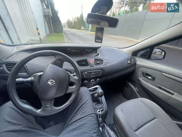 Сірий Рено Сценік, об'ємом двигуна 1.46 л та пробігом 290 тис. км за 5499 $, фото 3 на Automoto.ua